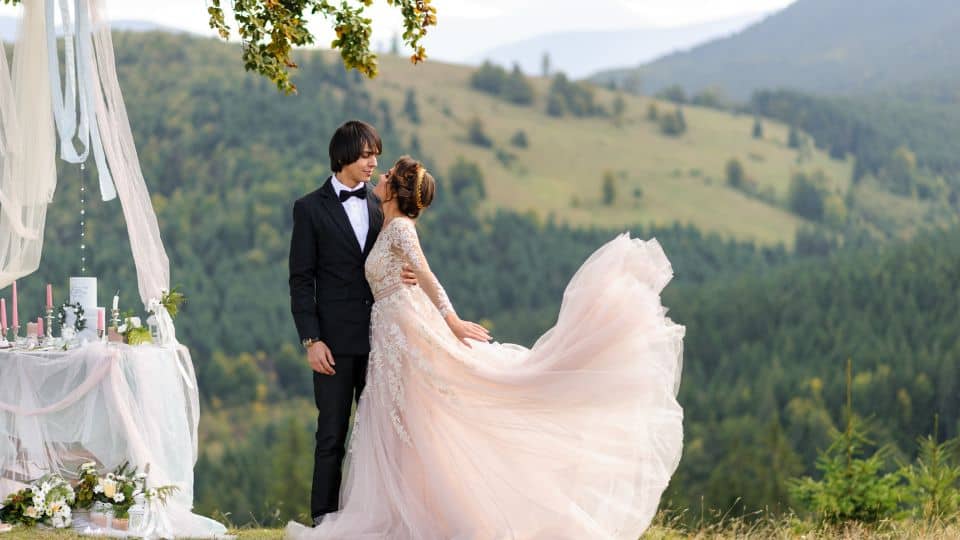 שמלת חתונה